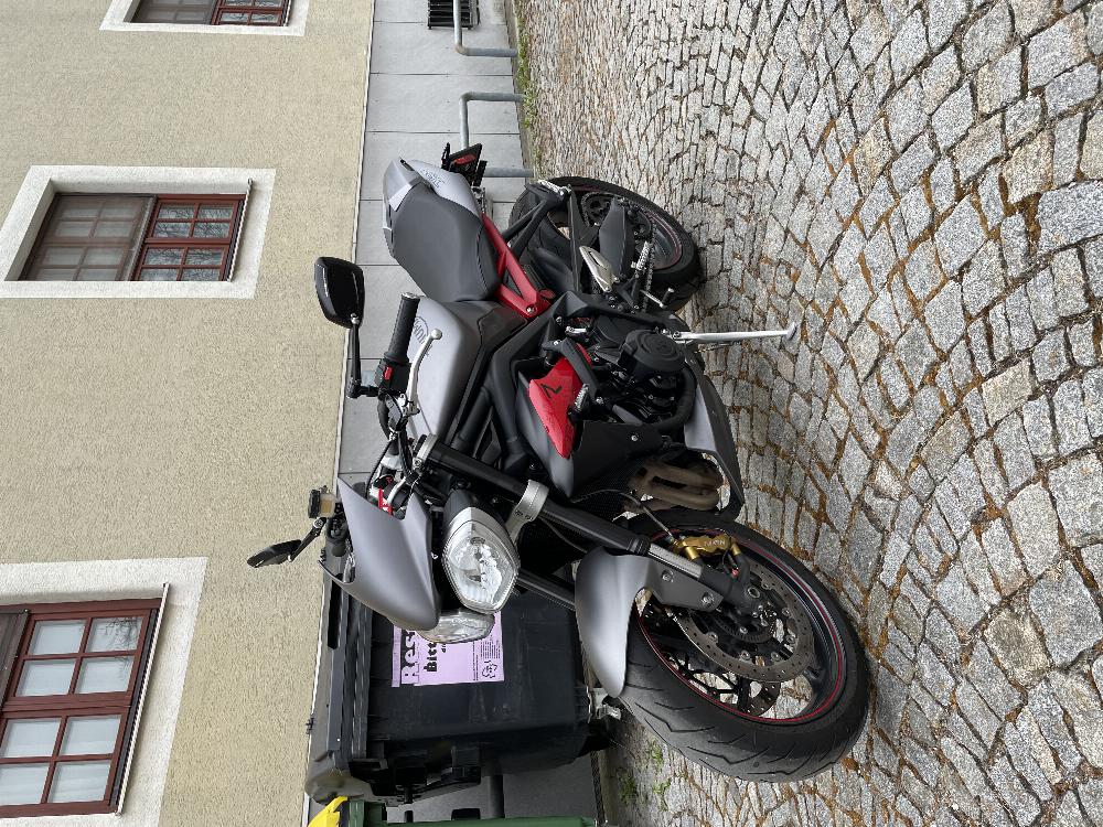 Motorrad verkaufen Triumph Street Triple R Ankauf